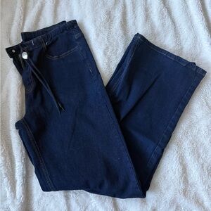 Women's Dark Blue Jeans